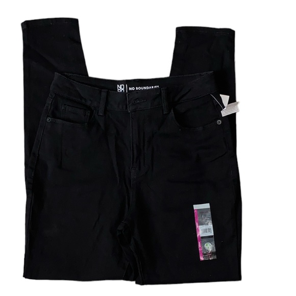 No Boundaries Denim - NWT No boundaries Black High Rise Skinny Jeans Size 9